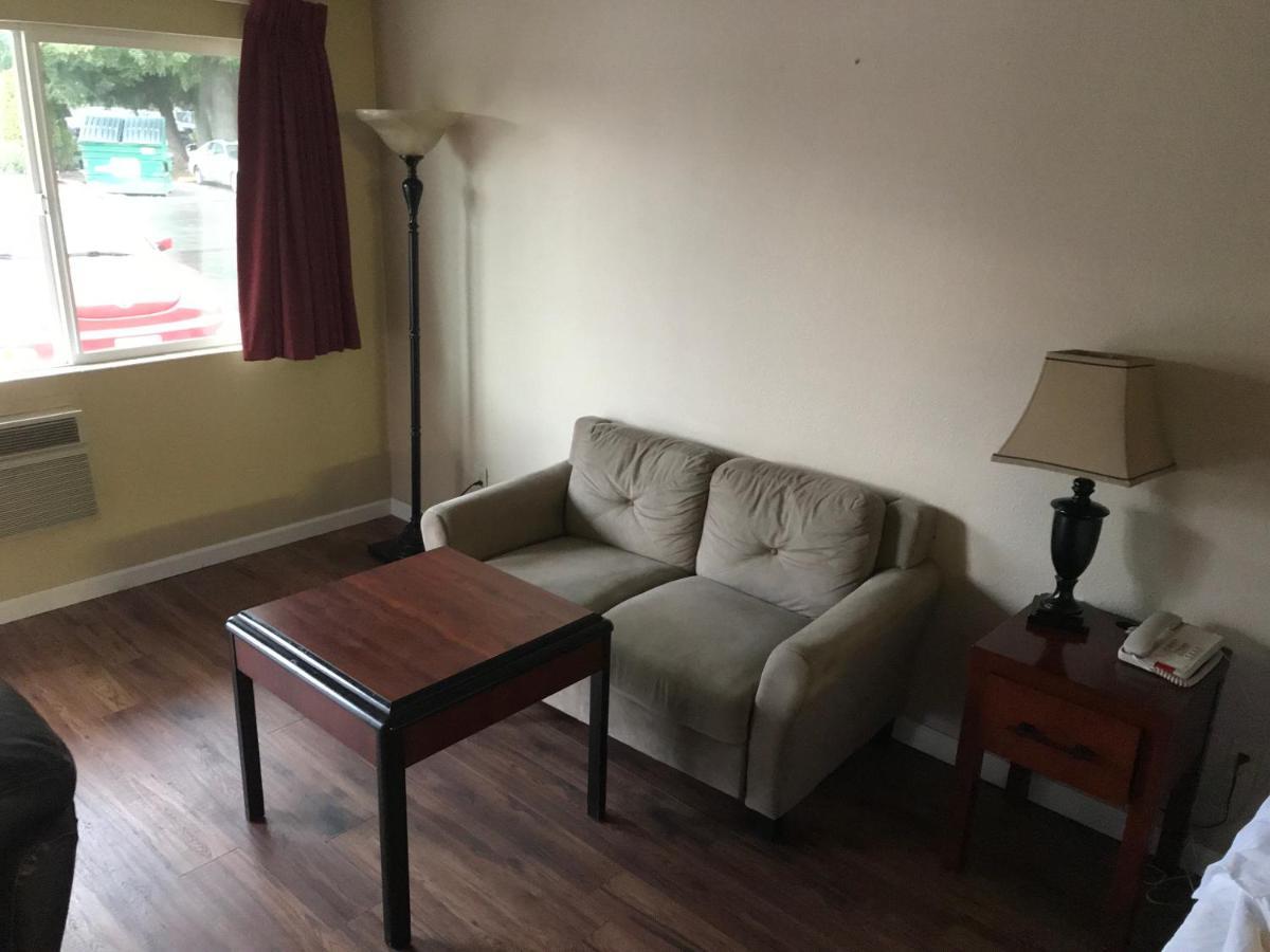 Smokey Point Motor Inn أرلينغتون المظهر الخارجي الصورة