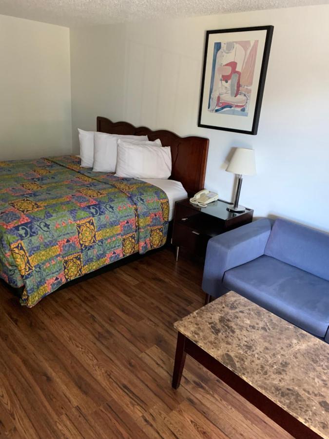 Smokey Point Motor Inn أرلينغتون المظهر الخارجي الصورة