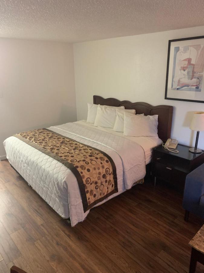 Smokey Point Motor Inn أرلينغتون المظهر الخارجي الصورة