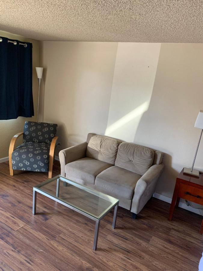 Smokey Point Motor Inn أرلينغتون المظهر الخارجي الصورة
