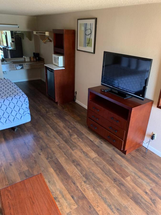 Smokey Point Motor Inn أرلينغتون المظهر الخارجي الصورة