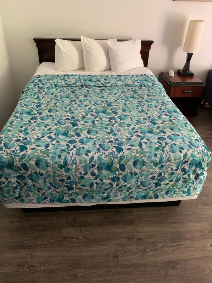 Smokey Point Motor Inn أرلينغتون المظهر الخارجي الصورة
